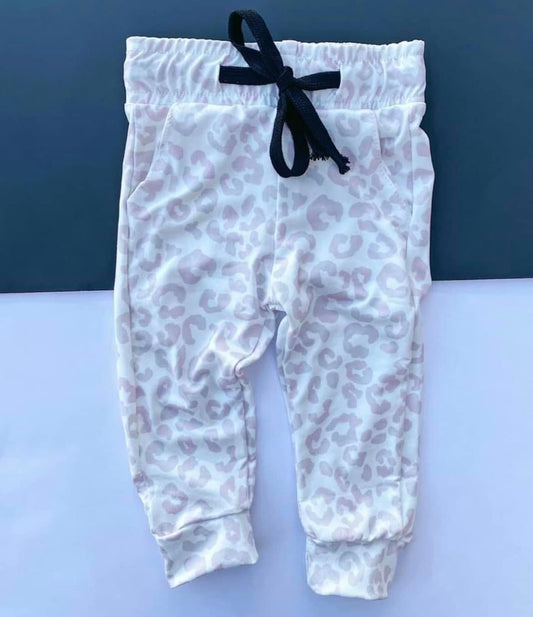 Snow Leo joggers